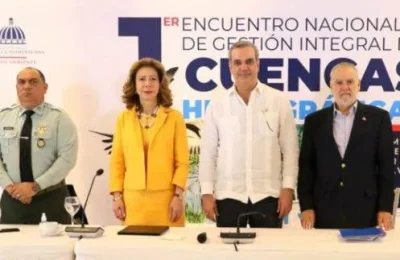 10 El Pais 17 1p01